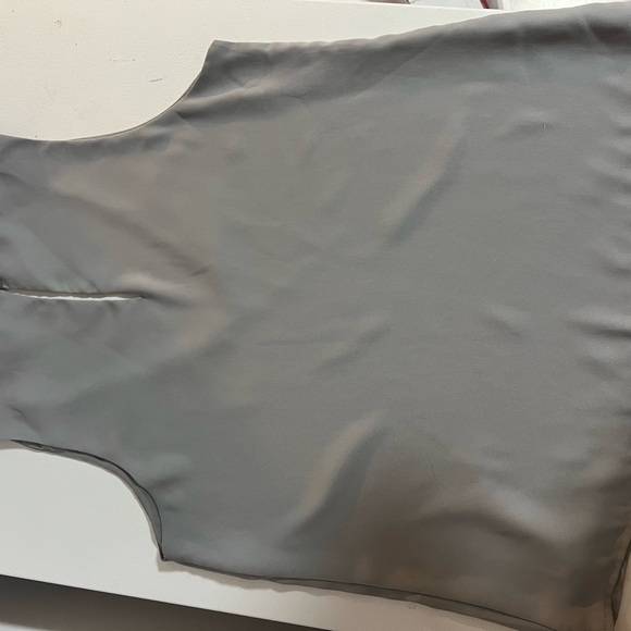 Forever 21 Light Gray V-Neck Blouse - Picture 2 of 3